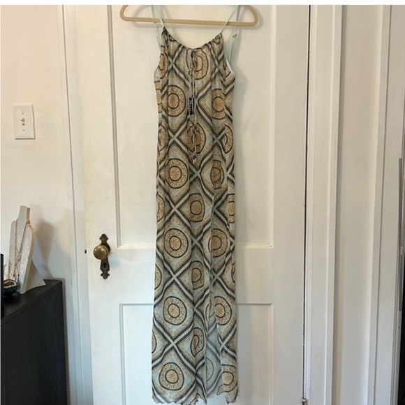 Jagger & stone / princess Polly the Paris maxi dress - Picture 6 of 6